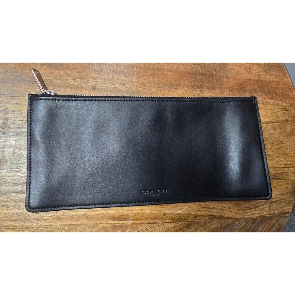 Coach Black Silver Tab/Zipper Envelope Money Wallet